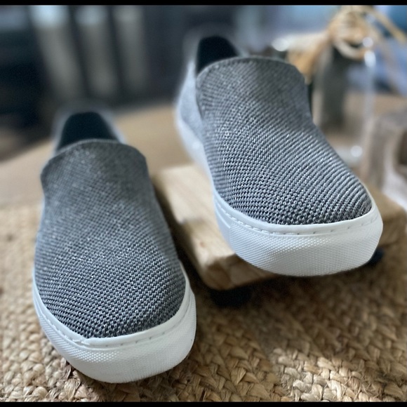 STEVEN BY STEVE MADDEN “KELSEA”SNEAKER! - Picture 6 of 12